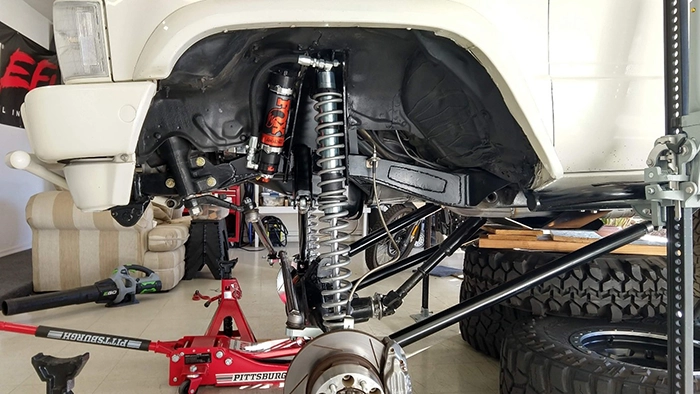 تعمیر کمک فنر پیکاپ